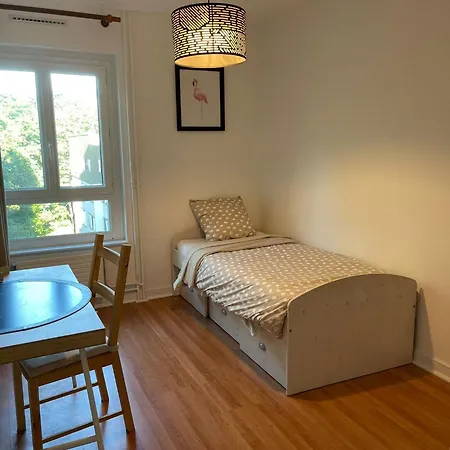 Chambre - 5min Rer A & Proche Universites - Colocation Hommes *